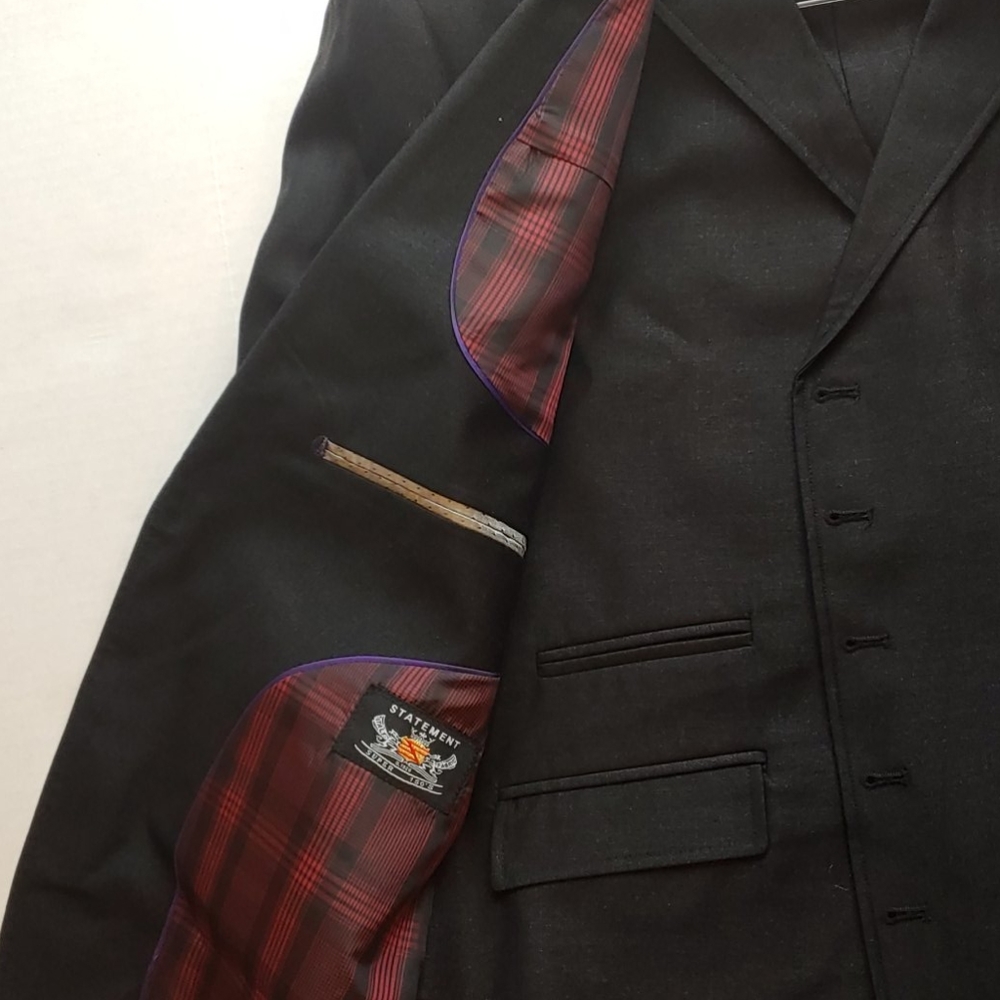 3pc Statement suit - Picture 3 of 5